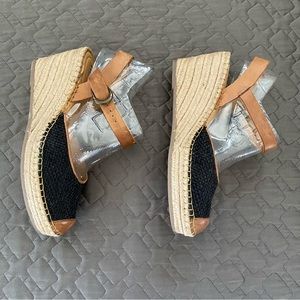 NWT ✅ Born - Guadalupe Leather Espadrille Wedge Heel Sandals
